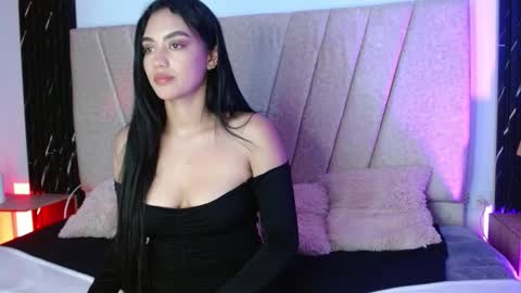 Snapshot of alahia_sweet_official chatting on 10.06.25 Alahia sweet official online show from 10.06.25