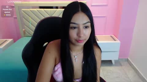 Snapshot of alahiacruz1 chatting on 10.01.25 A L A H I A online show from 10.01.25