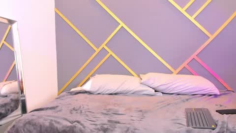 Snapshot of alaia_colins chatting on 01.30.25 alaia_colins online show from 01.30.25