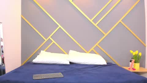 Snapshot of alaia_colins chatting on 02.16.25 alaia_colins online show from 02.16.25