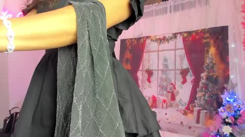 Snapshot of alaia_love77 chatting on 01.03.25 Alaia online show from 01.03.25