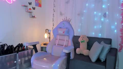 Snapshot of alaia_love77 chatting on 01.13.25 Alaia online show from 01.13.25