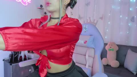 Snapshot of alaia_love77 chatting on 01.17.25 Alaia online show from 01.17.25