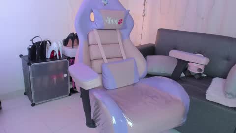 Snapshot of alaia_love77 chatting on 01.30.25 Alaia online show from 01.30.25