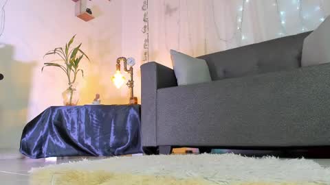 Snapshot of alaia_love77 chatting on 02.20.25 Alaia online show from 02.20.25