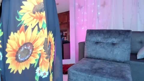 Snapshot of alaia_love77 chatting on 03.08.25 Alaia online show from 03.08.25