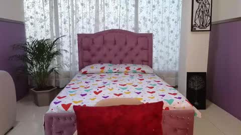 Alaia Skater online show from 10.05.25