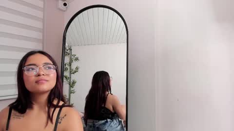 alaia_soto online show from 03.05.25