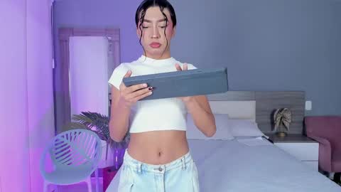 alaiaguerra online show from 10.30.25