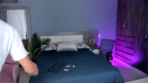 alaiaguerra online show from 11.23.25