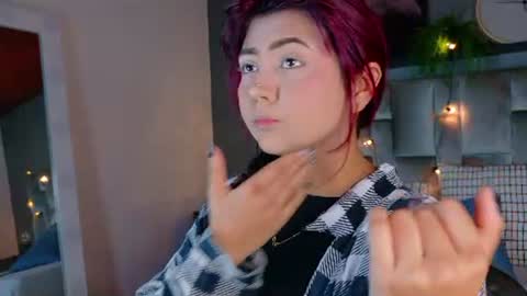 Snapshot of alaiarogers chatting on 10.07.25 Alaia online show from 10.07.25