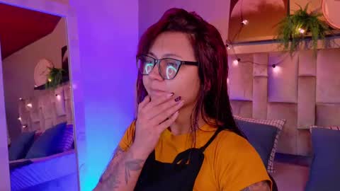 Snapshot of alaiarogers chatting on 10.17.25 Alaia online show from 10.17.25