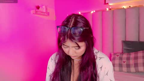 Snapshot of alaiarogers chatting on 11.08.25 Alaia online show from 11.08.25