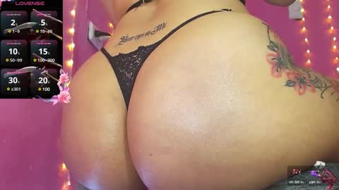 Snapshot of alaiia_rosse chatting on 02.07.25 Alaiia online show from 02.07.25
