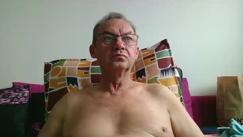 Snapshot of alain5159 chatting on 05.07.26 alain5159 online show from 05.07.26