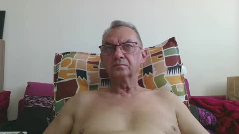 Snapshot of alain5159 chatting on 05.26.26 alain5159 online show from 05.26.26