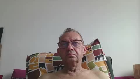 Snapshot of alain5159 chatting on 05.31.26 alain5159 online show from 05.31.26