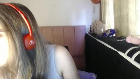 Snapshot of alaina_blessed chatting on 05.08.26 alaina_blessed online show from 05.08.26