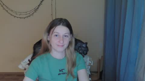 Snapshot of alalaska_ana chatting on 04.26.26 Anna online show from 04.26.26
