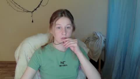 Snapshot of alalaska_ana chatting on 05.06.26 Anna online show from 05.06.26