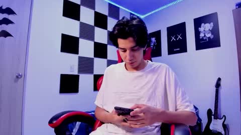 Alan Boy online show from 12.04.25