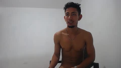 Snapshot of alan_gay chatting on 10.17.25 Alan online show from 10.17.25