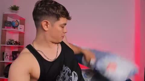 Snapshot of alan_hadid1 chatting on 10.10.25 Alan Hadid online show from 10.10.25