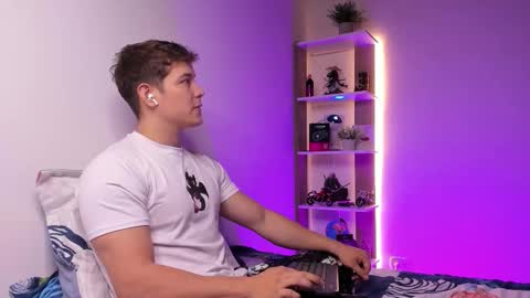 Snapshot of alan_hadid1 chatting on 11.07.25 Alan Hadid online show from 11.07.25