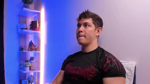 Snapshot of alan_hadid1 chatting on 11.10.25 Alan Hadid online show from 11.10.25