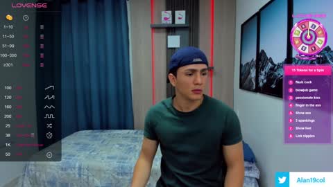 Alan  Kevin can we reach 100 thumbs up please guys  online show from 01.30.25