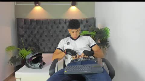 Alan online show from 09.27.25