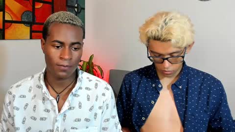 Snapshot of alan_scot chatting on 12.22.24 Alan and Criss - WE JUST FRIENDS WITH BENEFITS BOTH VERS online show from 12.22.24