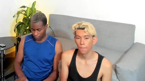 Snapshot of alan_scot chatting on 12.24.24 Alan and Criss - WE JUST FRIENDS WITH BENEFITS BOTH VERS online show from 12.24.24