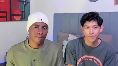 Snapshot of alan_scot chatting on 10.14.25 Alan and Criss - WE JUST FRIENDS WITH BENEFITS BOTH VERS online show from 10.14.25