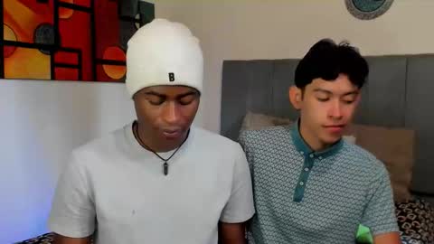 Snapshot of alan_scot chatting on 11.15.25 Alan and Criss - WE JUST FRIENDS WITH BENEFITS BOTH VERS online show from 11.15.25