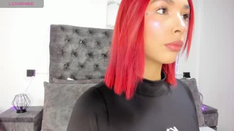 Snapshot of alana_2916_ chatting on 05.19.26 Alana online show from 05.19.26