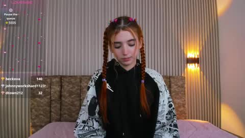 A L A N A  online show from 12.19.24