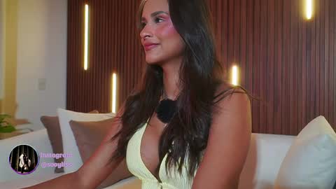 Snapshot of alana_haze chatting on 05.23.26 Alana online show from 05.23.26