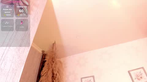 Snapshot of alana_madison10 chatting on 11.13.25 alana madison online show from 11.13.25