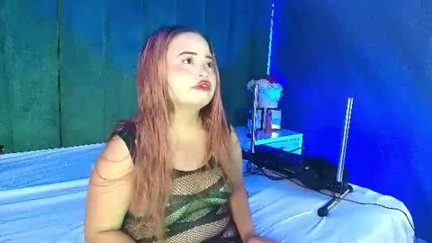 ALANA PETITE online show from 07.10.26