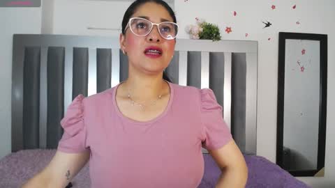 Snapshot of alana_steel_1 chatting on 10.25.25 Alana online show from 10.25.25