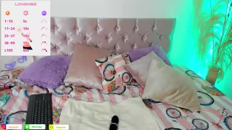 Snapshot of alana_vega69 chatting on 01.06.26 alana_vega69 online show from 01.06.26