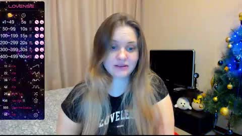 Snapshot of alanabrox chatting on 12.25.24 Julia online show from 12.25.24