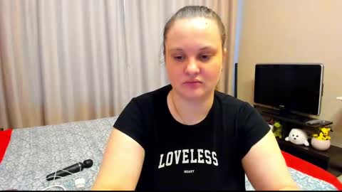 Snapshot of alanabrox chatting on 03.04.25 Julia online show from 03.04.25