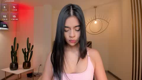 Snapshot of alanacraft chatting on 09.26.25 Alana online show from 09.26.25