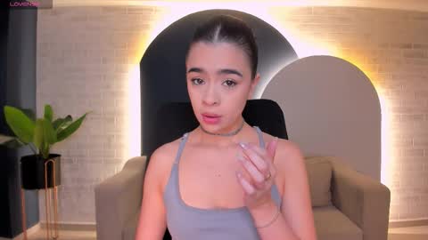 Snapshot of alanacraft chatting on 10.16.25 Alana online show from 10.16.25