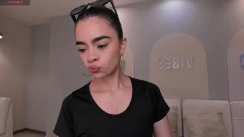 Snapshot of alanacraft chatting on 11.01.25 Alana online show from 11.01.25