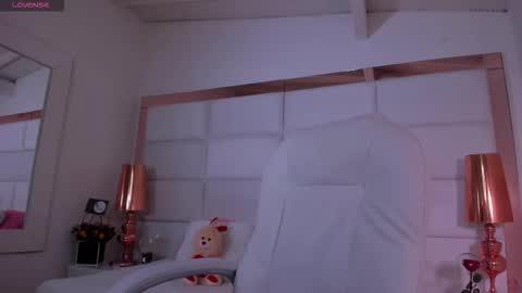 alanah_connors online show from 09.28.25