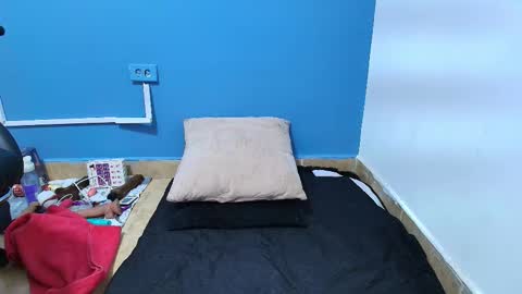 Alanah Prestoon online show from 10.17.25