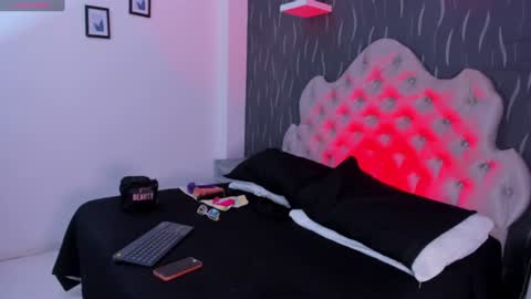 Alana Ryder online show from 12.05.24